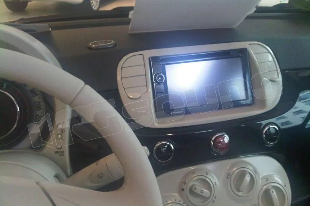 Pioneer CA-HM-FIA.003WH kit 2Din Fiat 500 - colore bianco Installazi