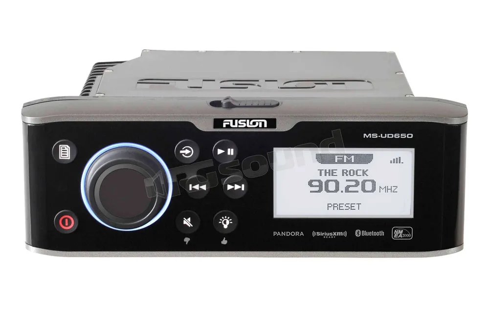 Fusion MS-UD650 sintolettore marino Bluetooth con Unidock interno Appl