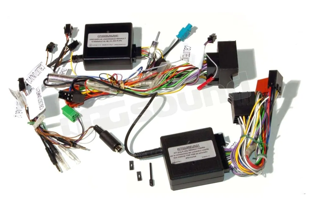 Paser KIT023REUN21 Naviback Renault Megane III recupero comandi al vol