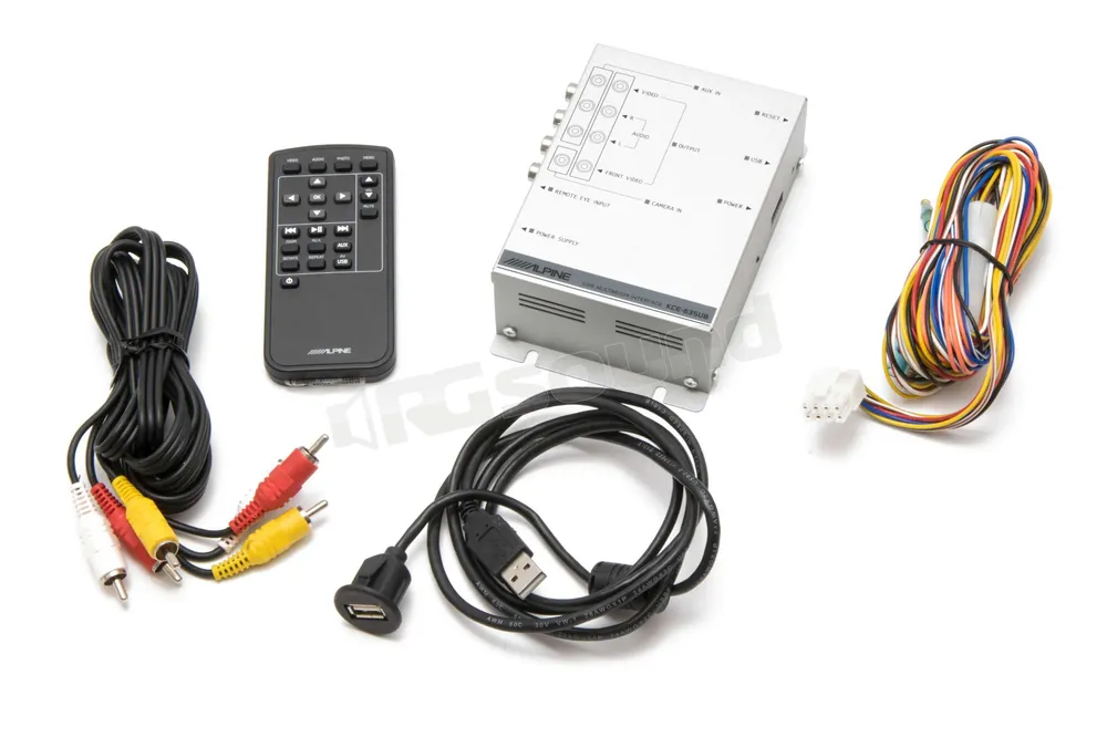 Alpine KCE-635UB Interfaccia universale USB MPEG DivX AVI Interfacce