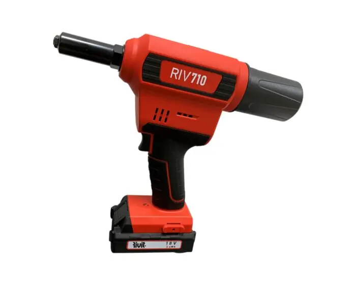RIVETTATRICE A BATTERIA