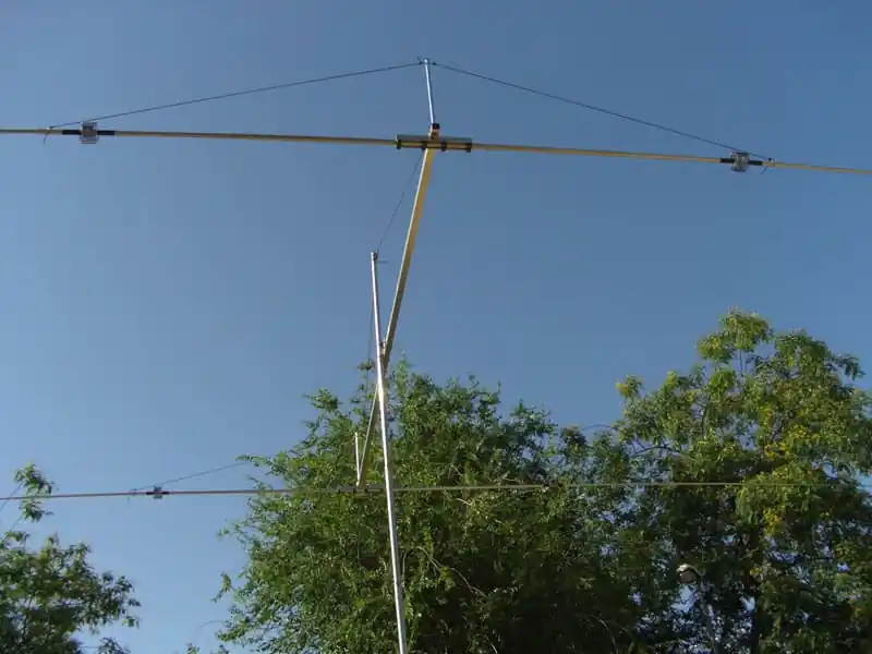 Dipolo Rotativo Rigido Portatile JPC-7 7-52 MHz