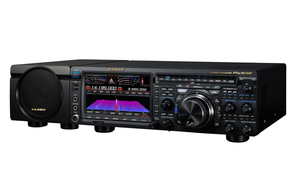 Icom IC-7760 All Mode HF SDR Ricetrasmettitore con SM-50