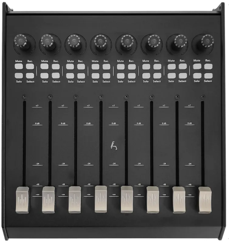 Behringer X-TOUCH ONE