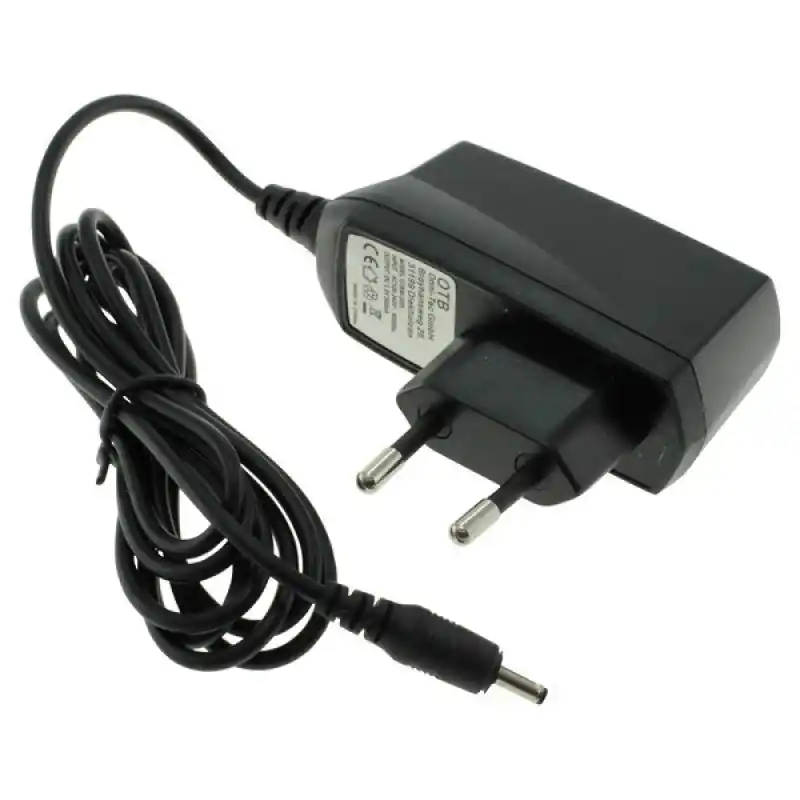 Alimentatore per telefoni Motorola C155 / C200 / Nokia 3110 / 8110 / Siemens S6
